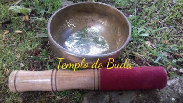 Coupe tibétaine de Bouddha 11 cm (faite à la main)