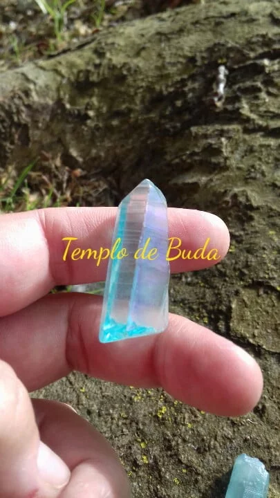 Aqua Aura Quarz blau Spitze